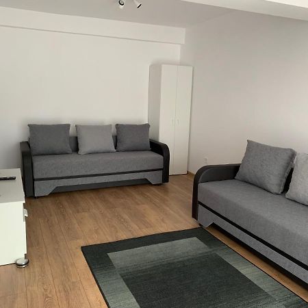Welcoming Gemini Apartment 1 Hermannstadt Exterior foto