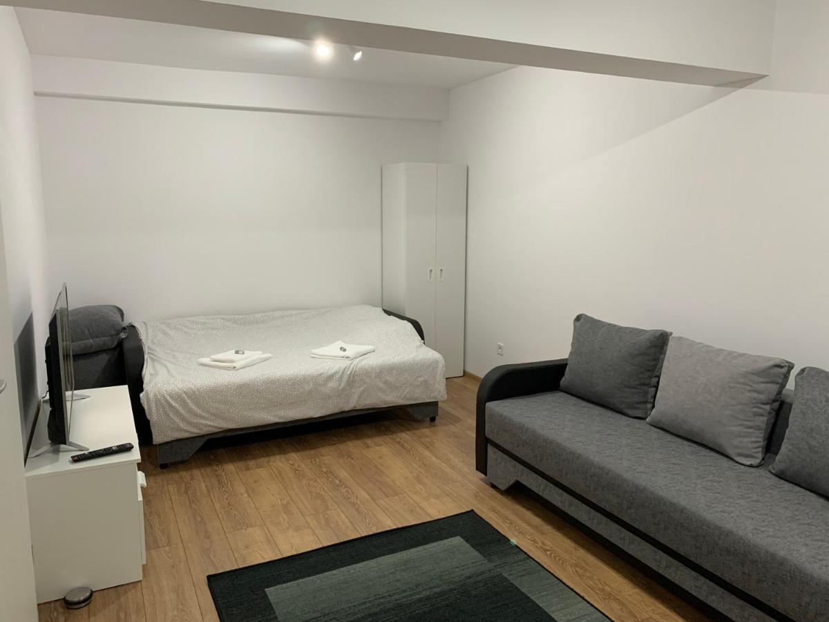 Welcoming Gemini Apartment 1 Hermannstadt Exterior foto